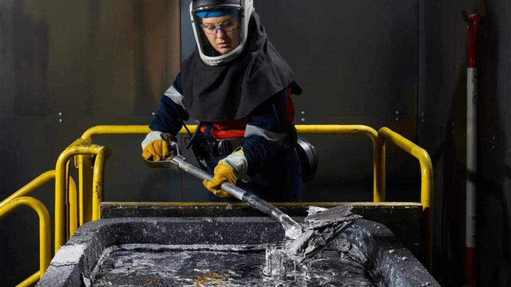 iPhone SE 3外殼鋁金屬生產過程環境保護也將釋放氧氣